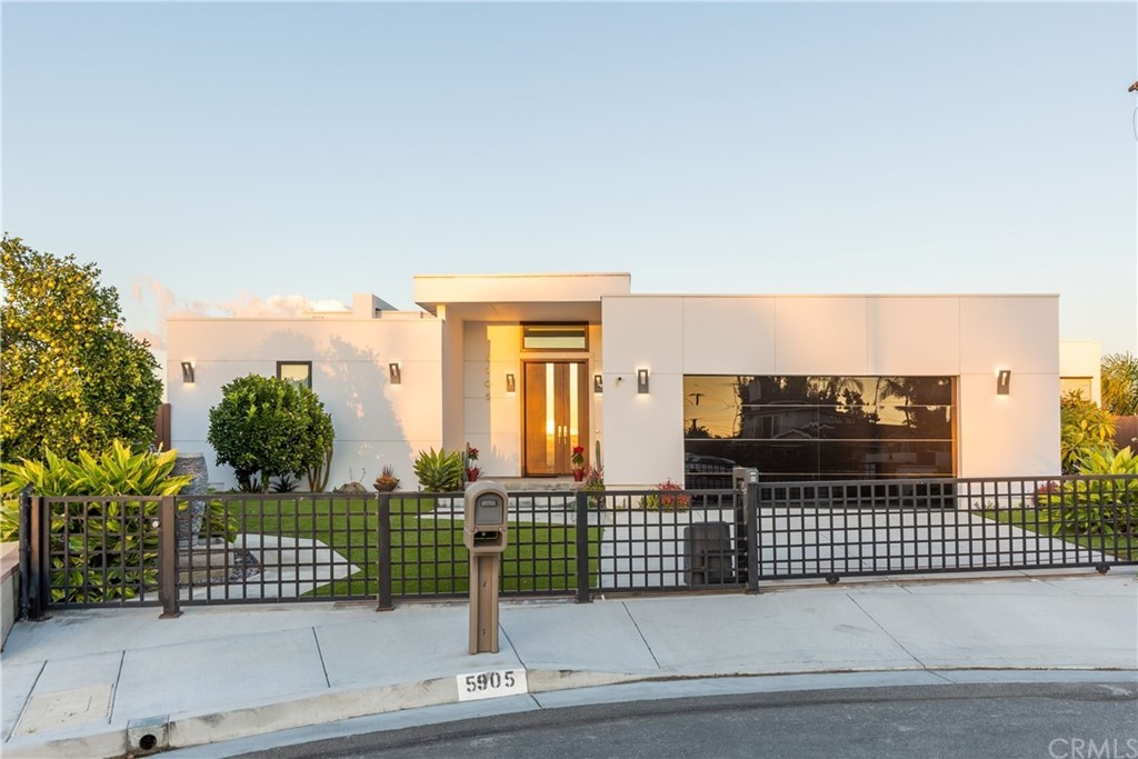 5905 Clint Place