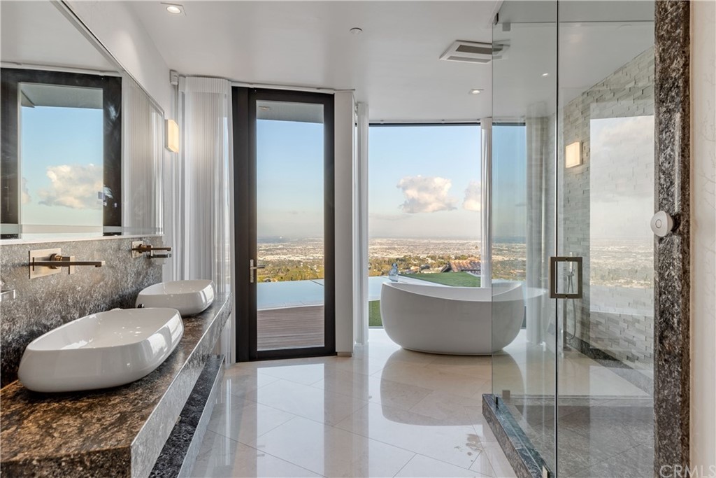 5905 Clint Place