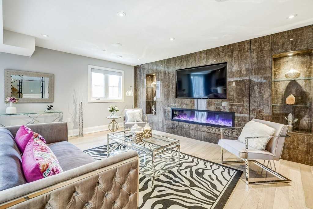 113-3-L 53 Hellensfield Cres