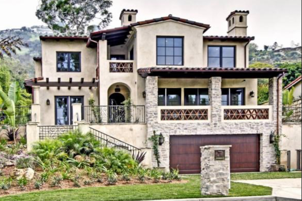 364 West Palos Verdes Drive
