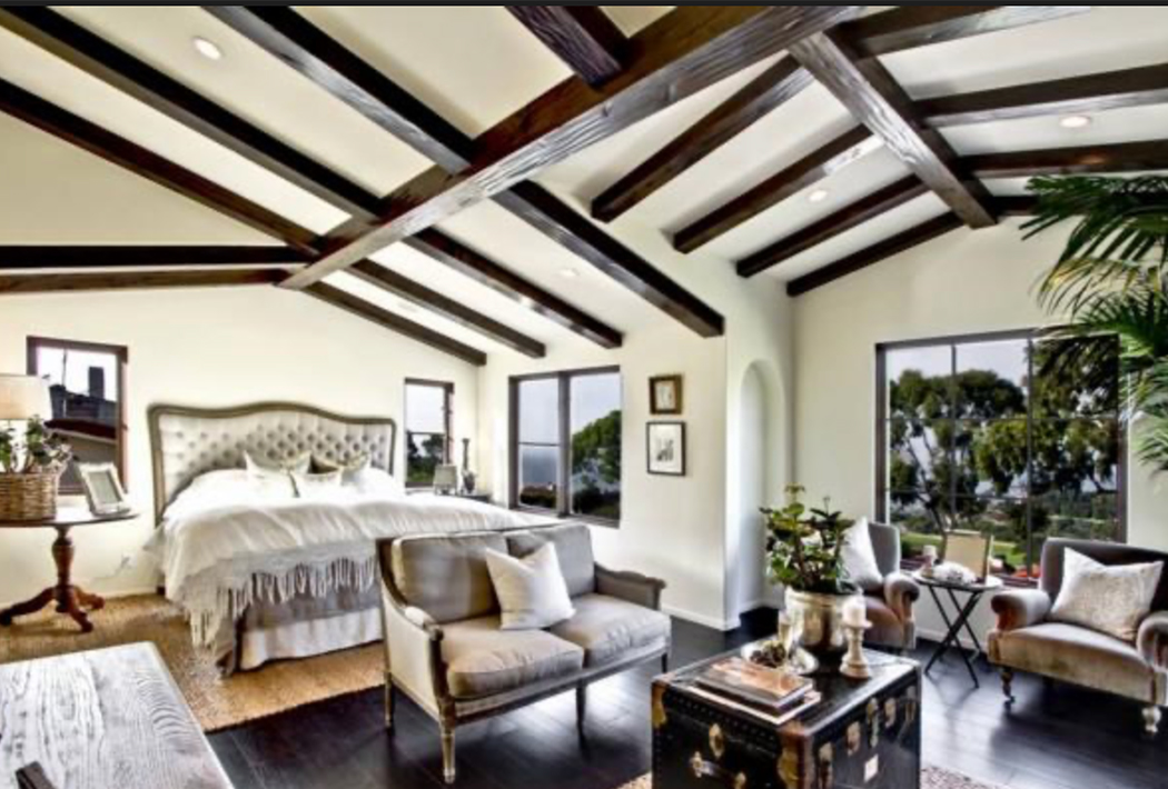364 West Palos Verdes Drive