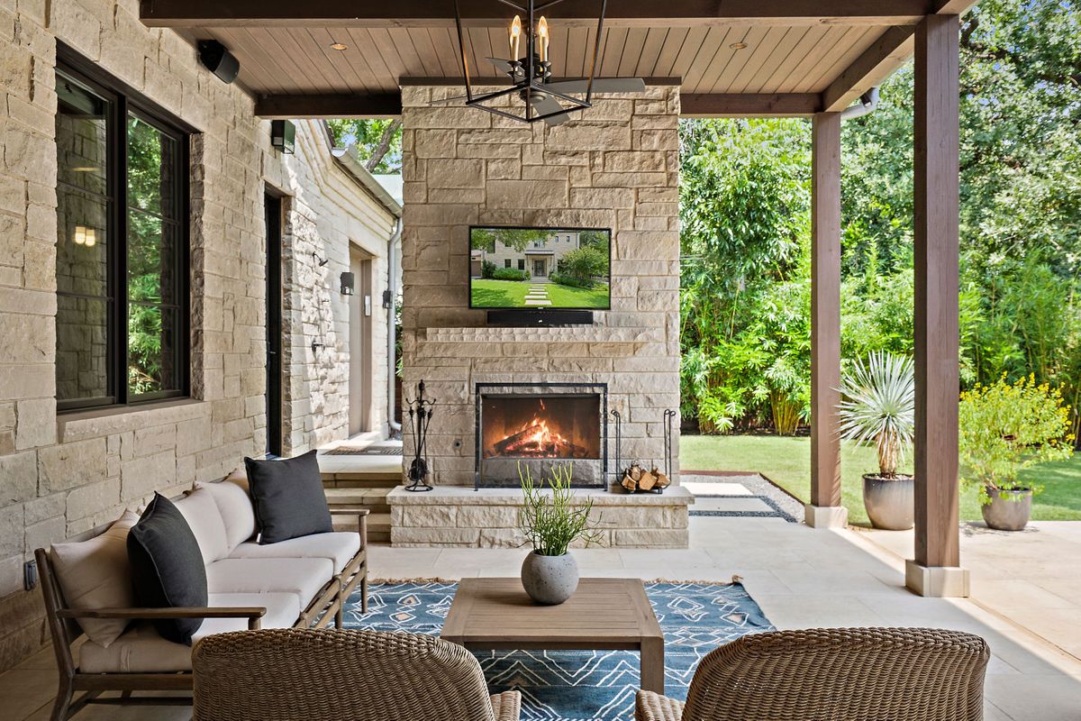 1901 Vista Lane