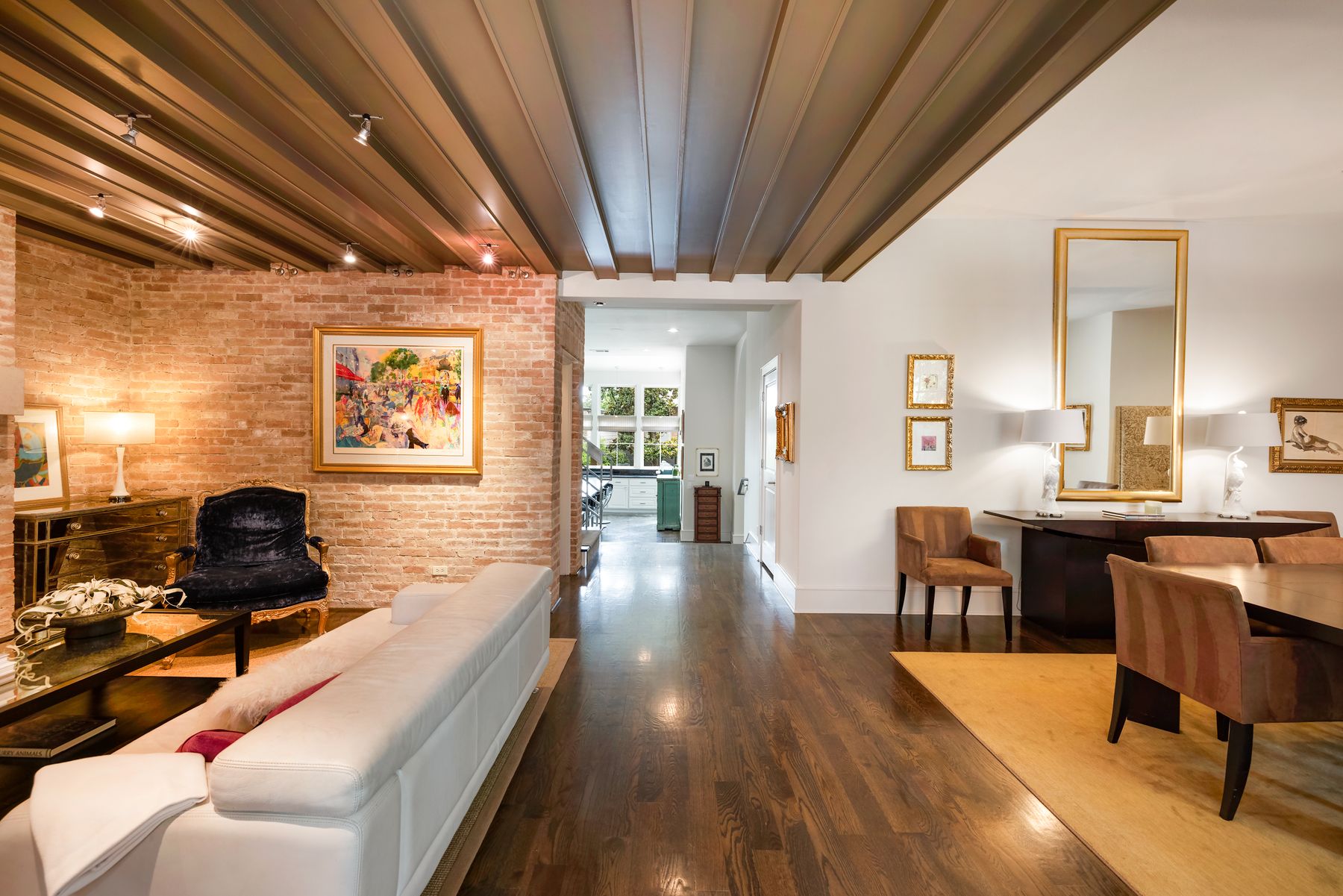 2107 Bridle Path