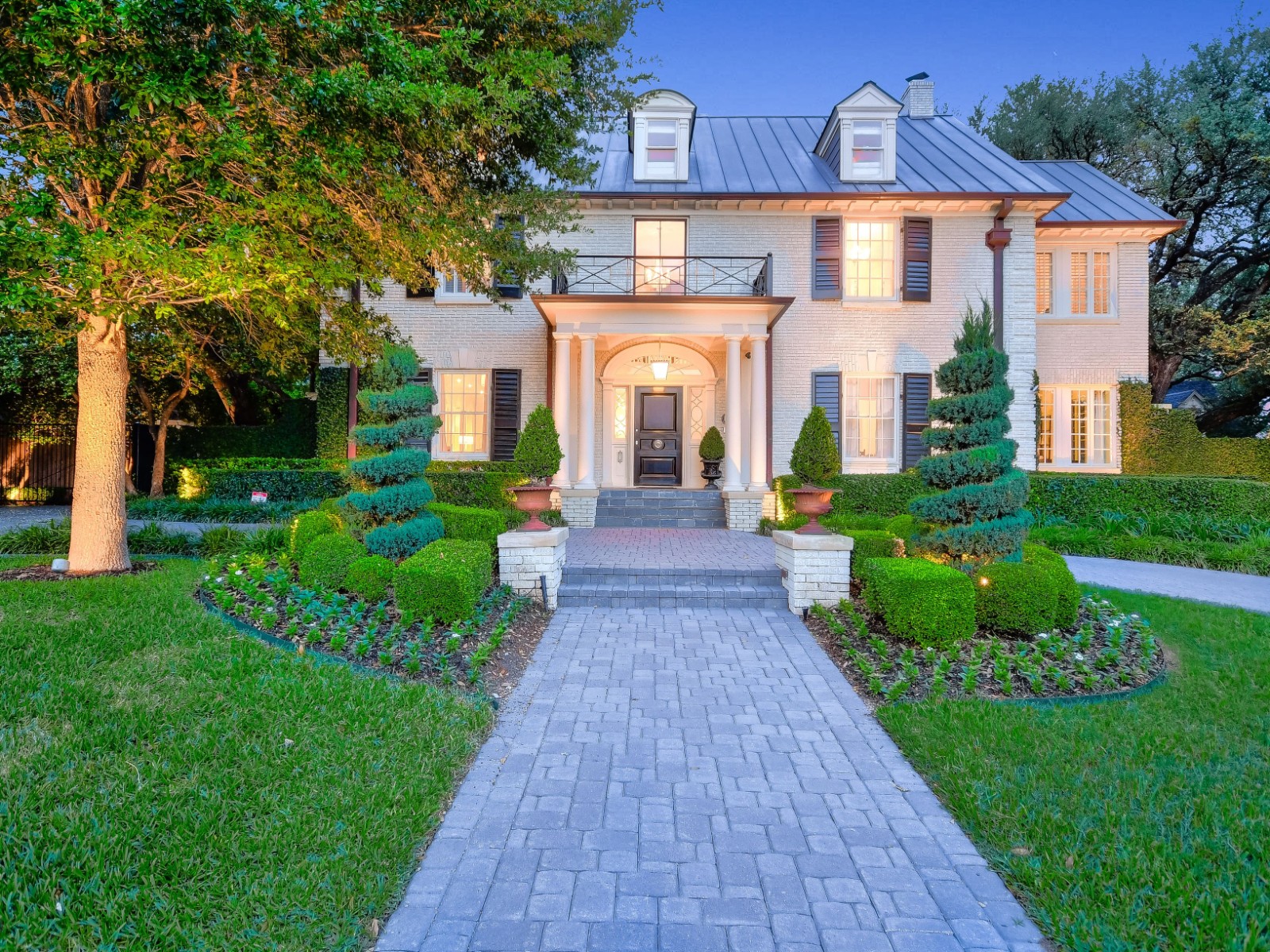 1613 Pease Road