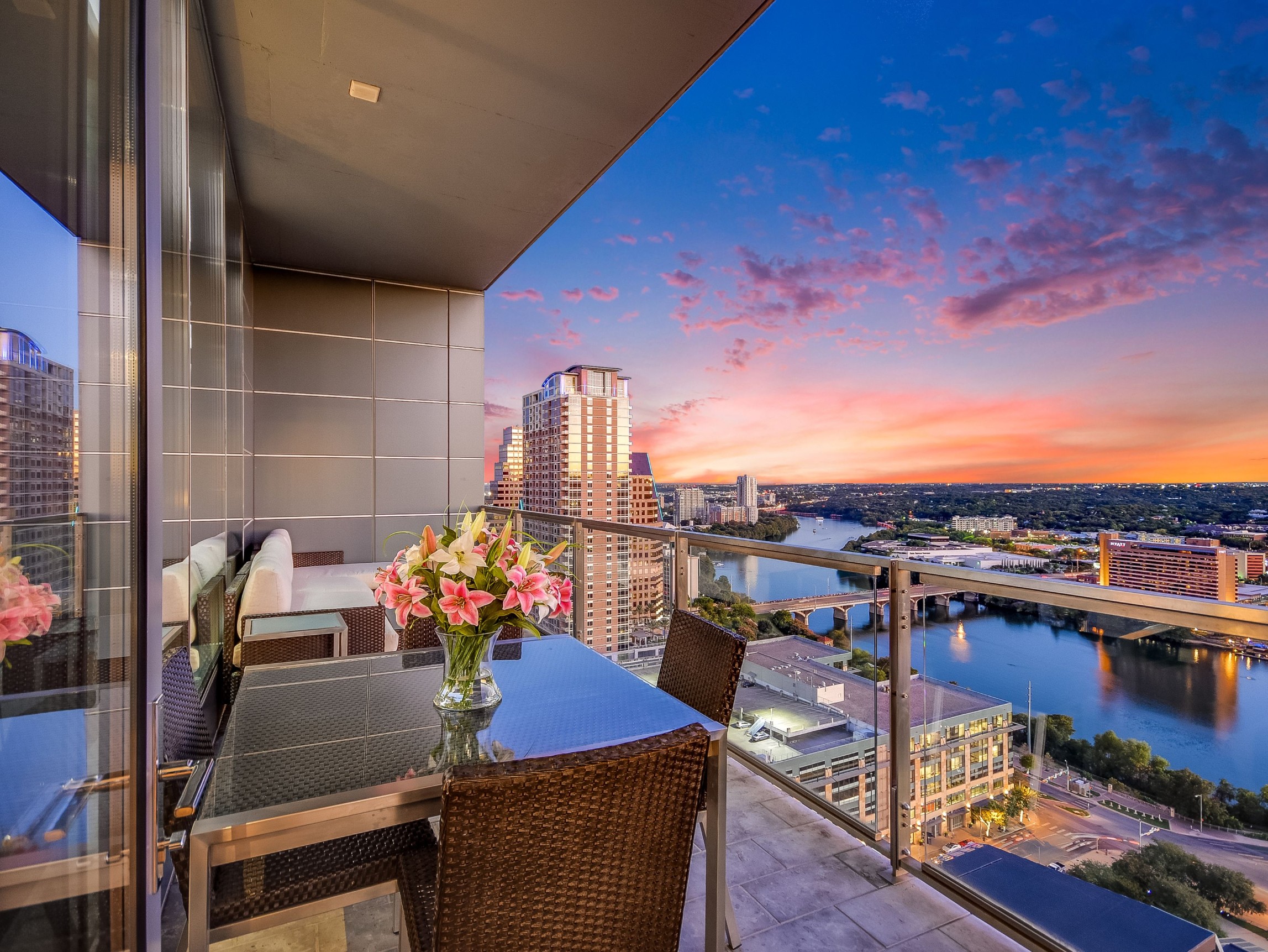 210 Lavaca Street Unit 2405
