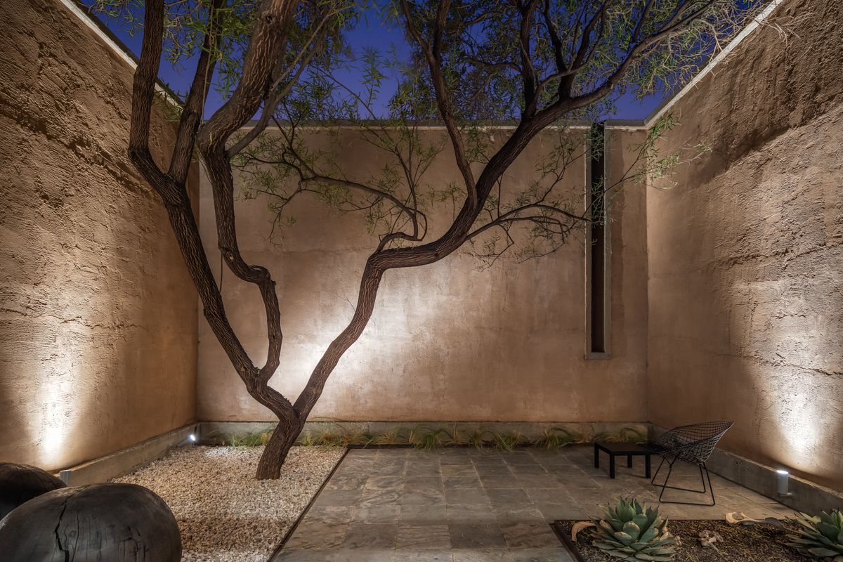 503 Salgado St