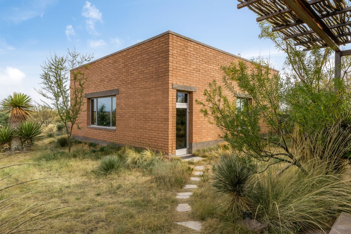 503 Salgado St