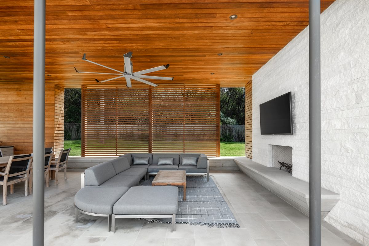 3411 Stoneridge Road