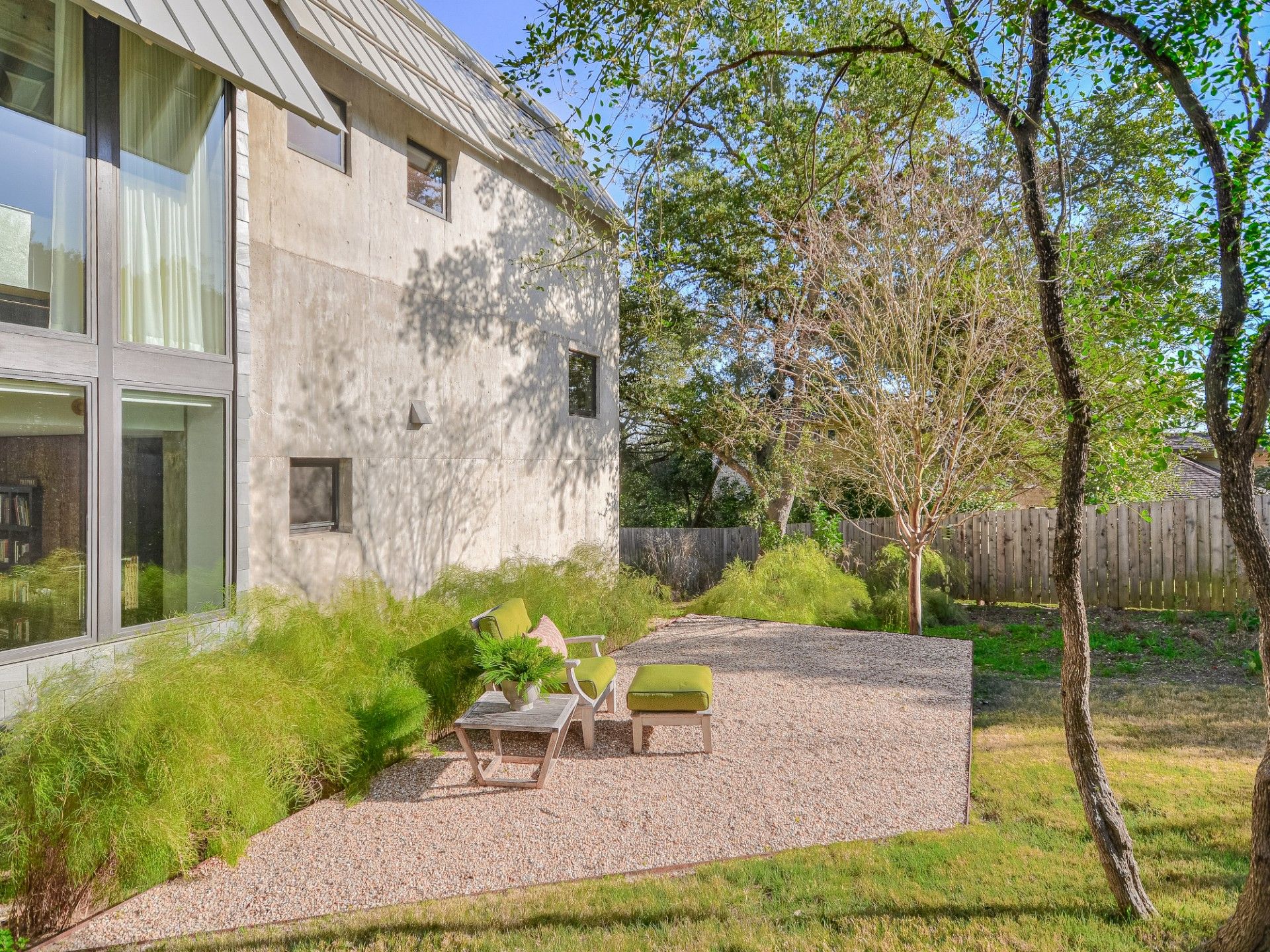 3200 Stratford Hills Lane