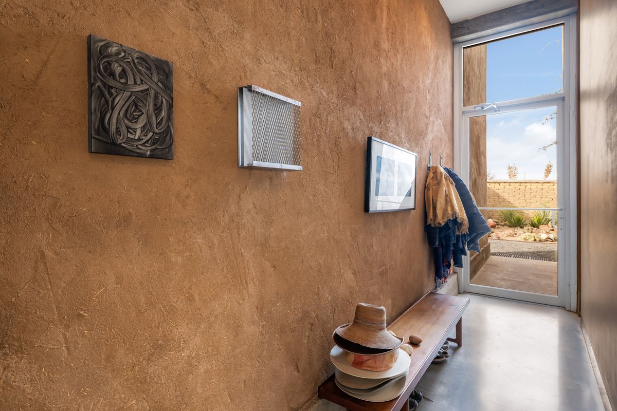 503 Salgado St