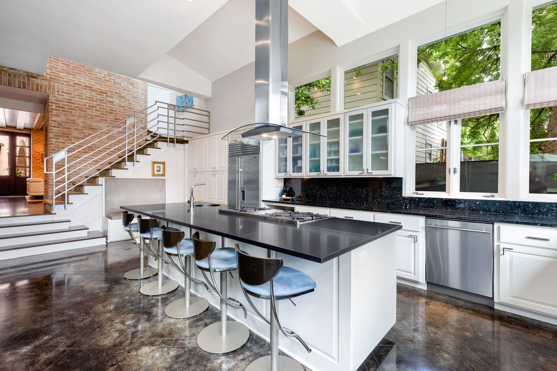2107 Bridle Path