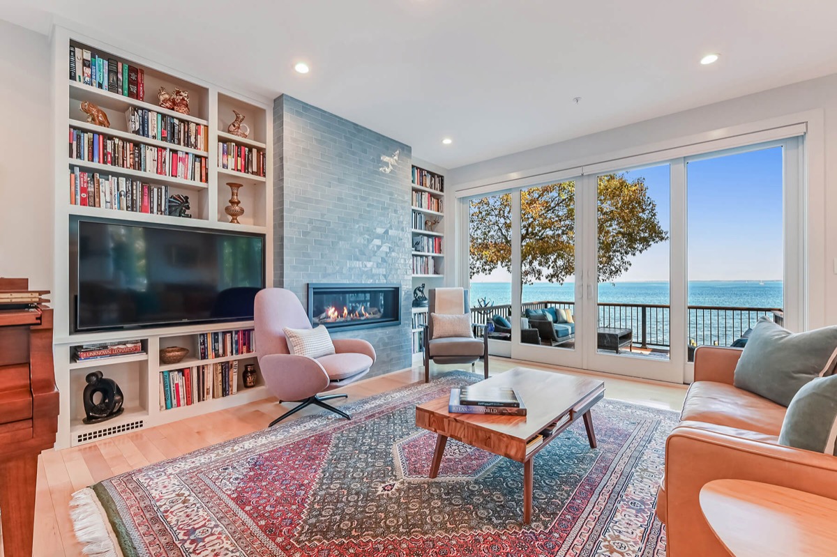 7053 Bay Front Drive