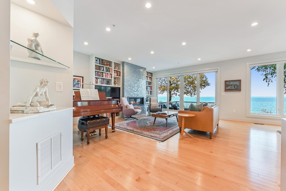 7053 Bay Front Drive