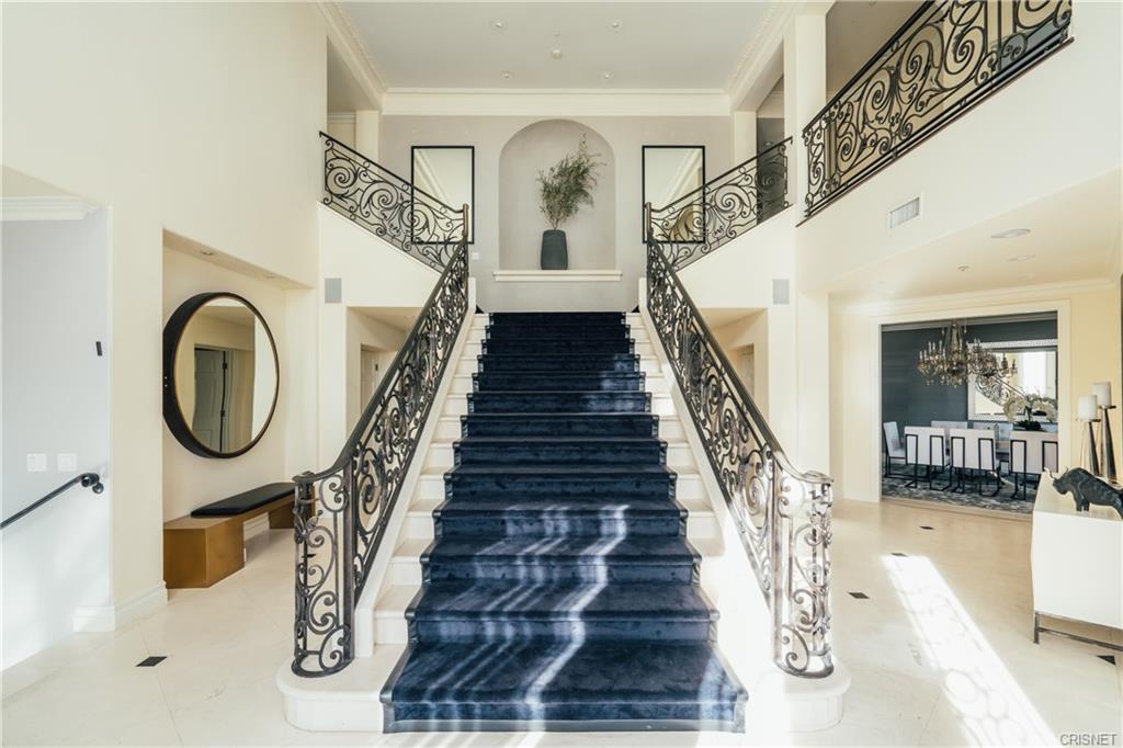 1404 Dawnridge Drive