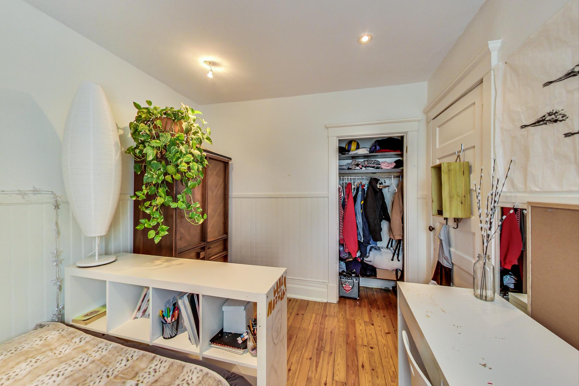 53 Woodfield Road