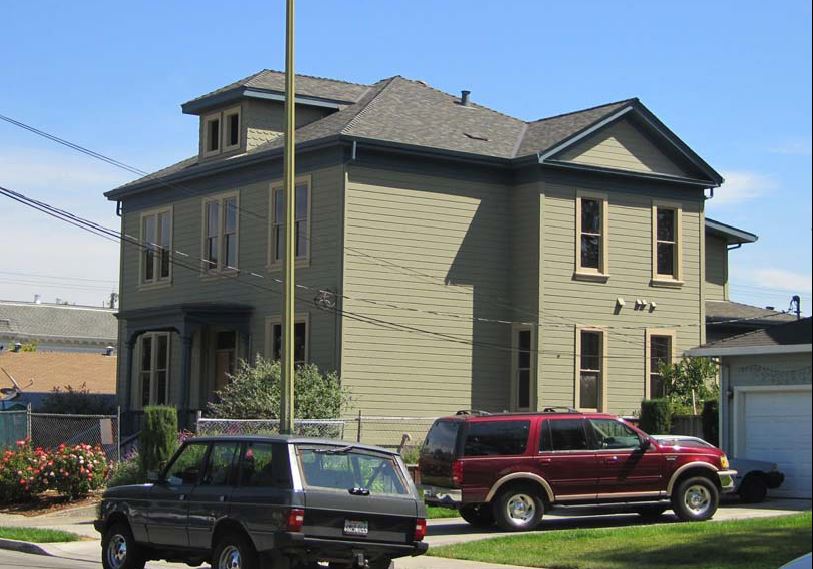272 Washington Street