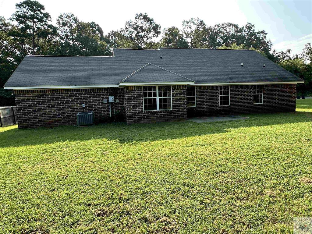 319 Memorial Dr.