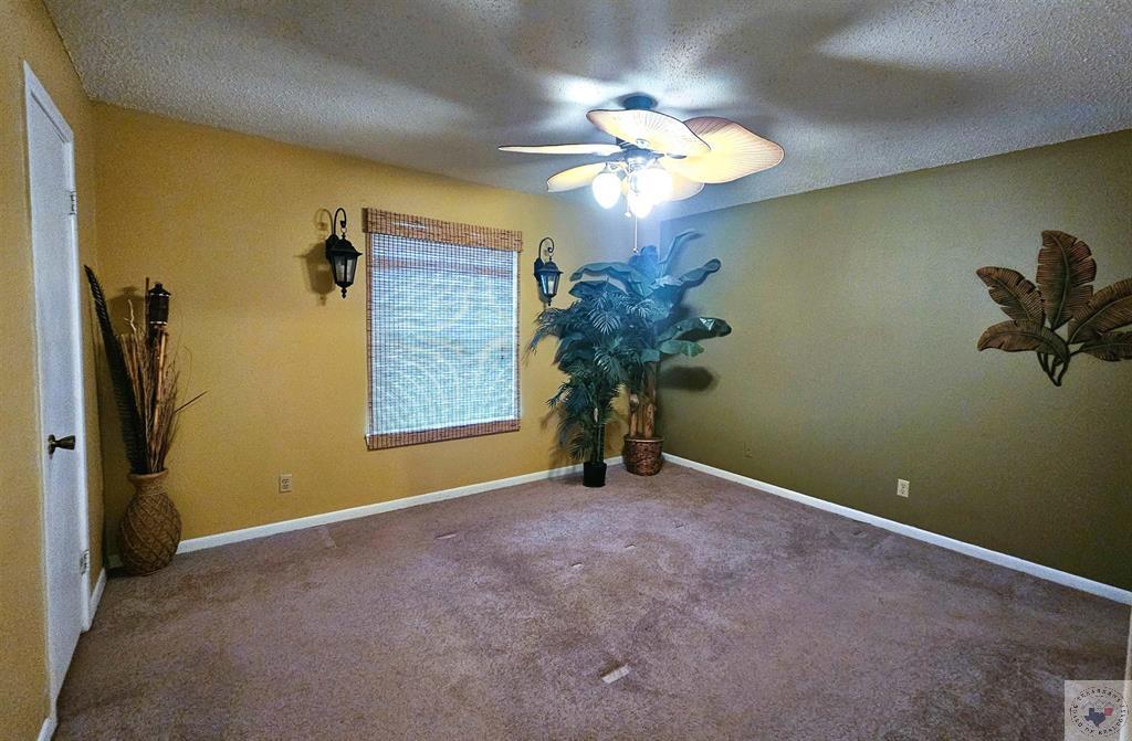 236 E Greenfield Dr.