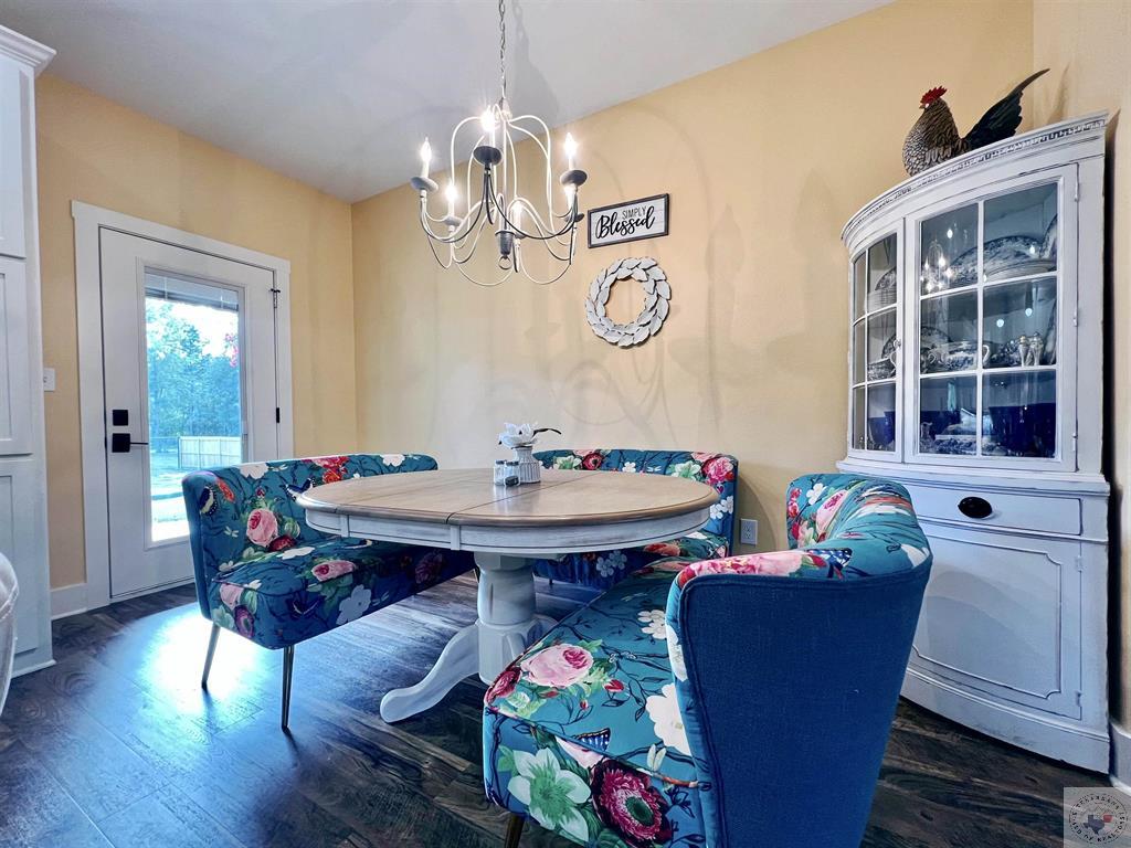 215 Lillian