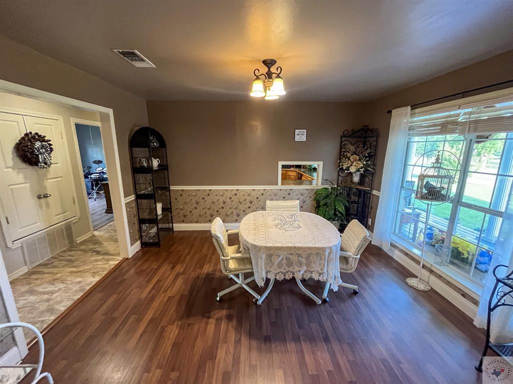 2525 Shady Pines