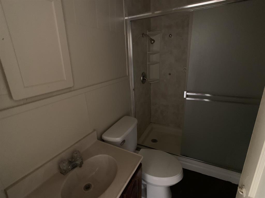 3413 Moore Dr.