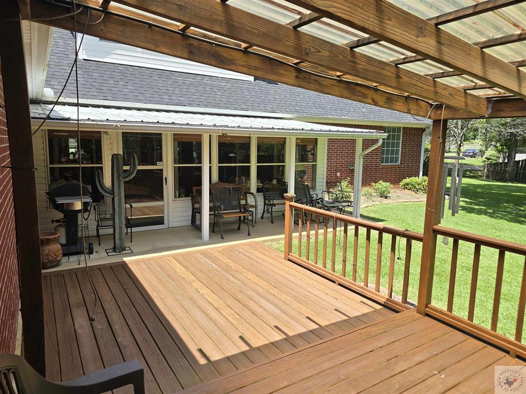 135 White Oak