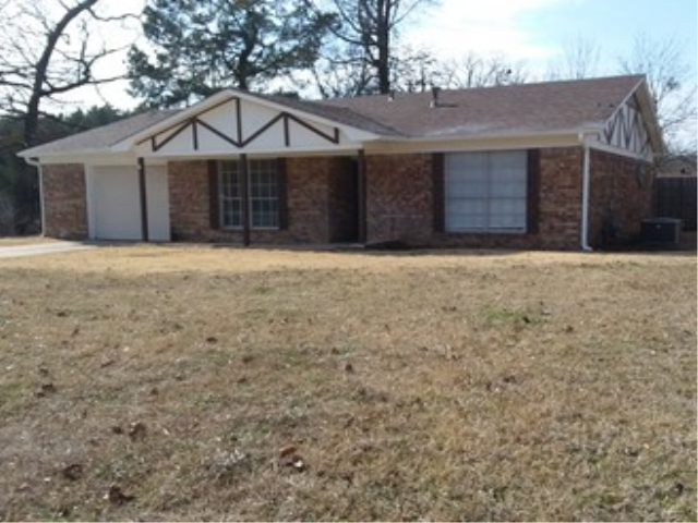 4701 Fernwood