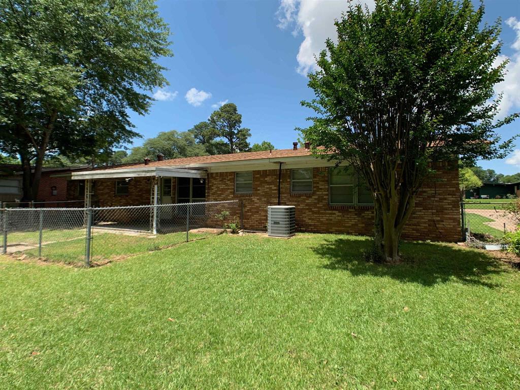 2715 Stillwell