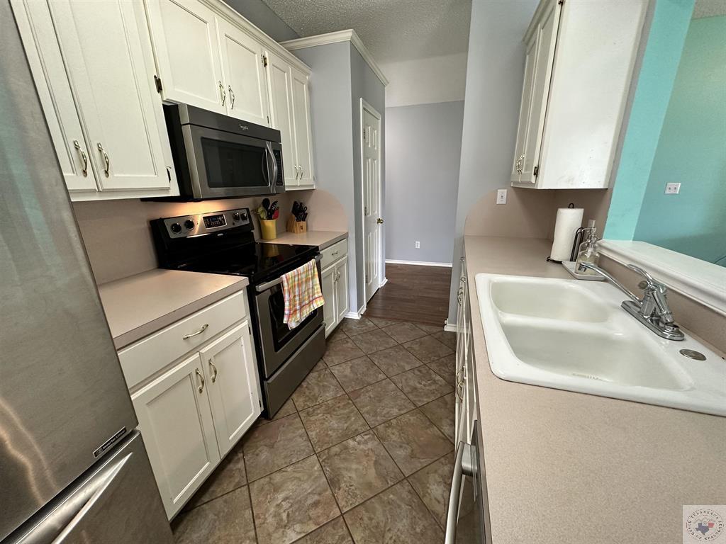 22 Lacey Dr.