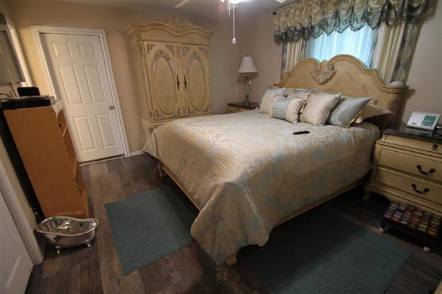 13 Pecan Valley