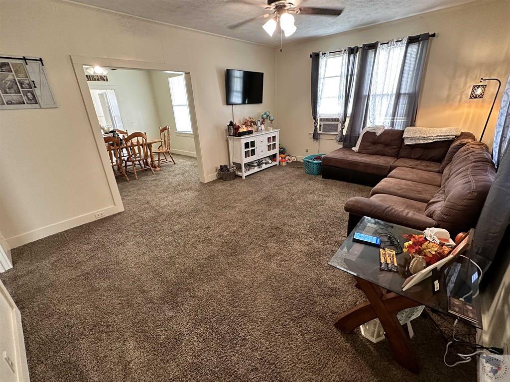 1609 W. 16th St.