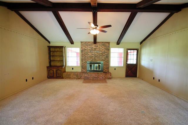 8208 N  Kings Hwy.