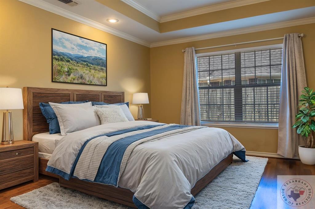 5805 Meadowland Dr.