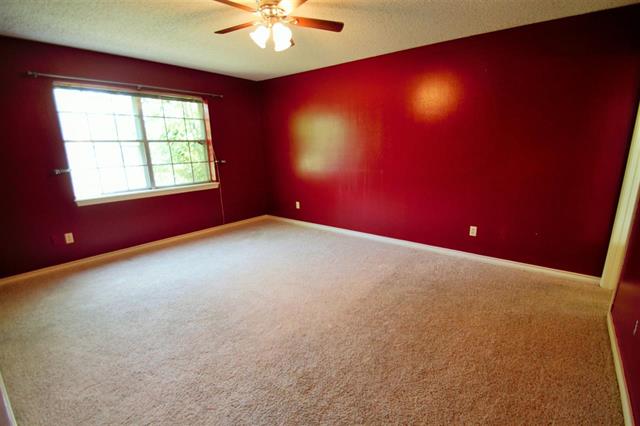 8208 N  Kings Hwy.