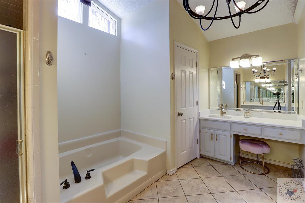 5702 Stoneridge Dr.
