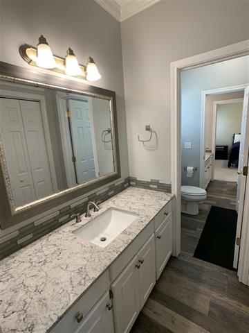 2803 Landon
