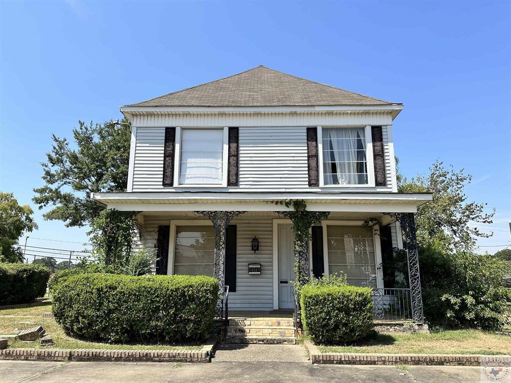 711 Olive St.