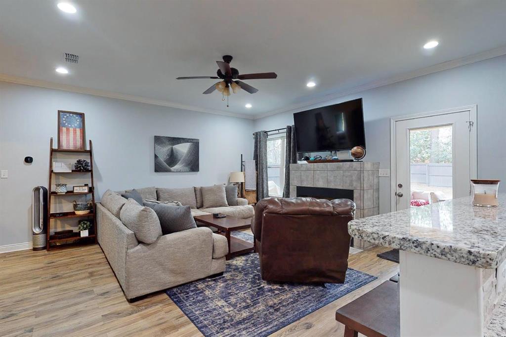 6905 Woodmere Ct.