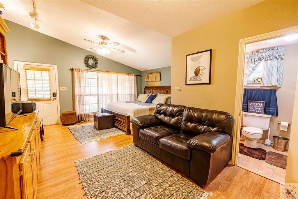 3404 Pine Knoll Rd.