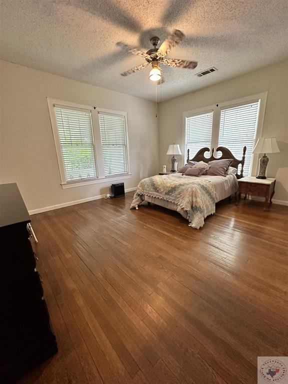 2403 Magnolia