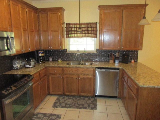 1438 Tristate