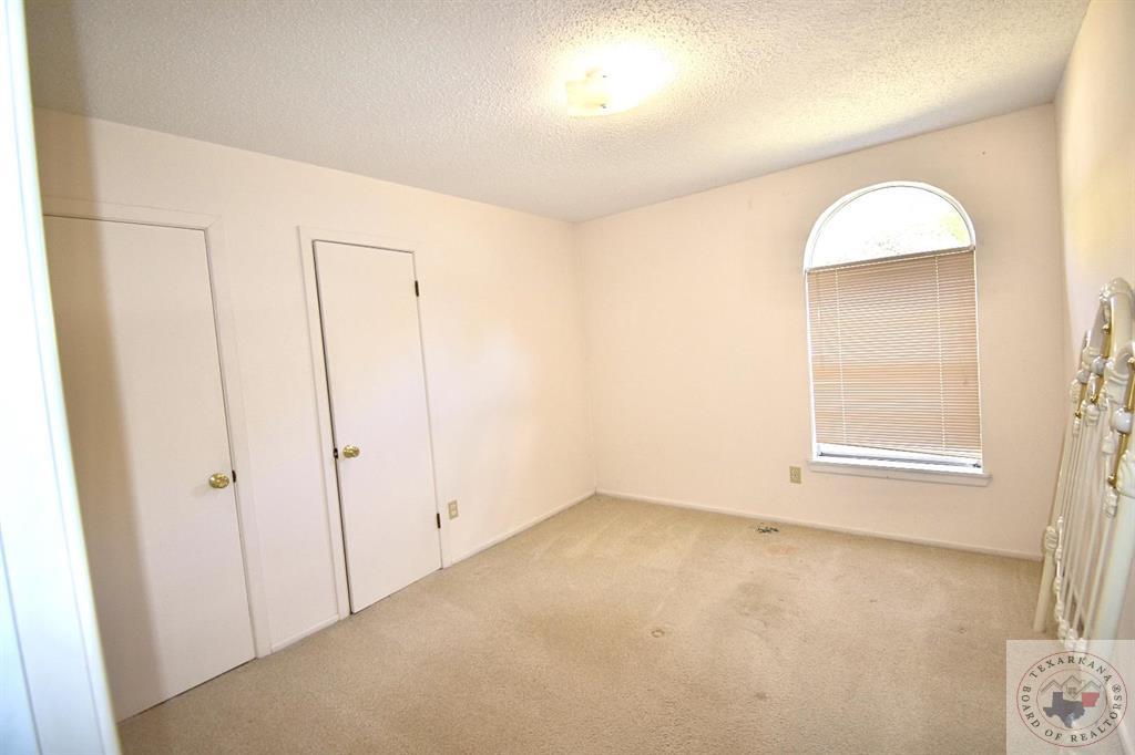 4005 Pecos St.