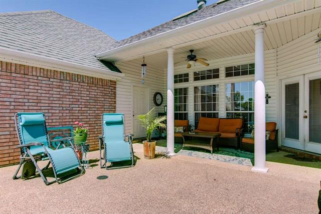 5805 Meadowland Dr.