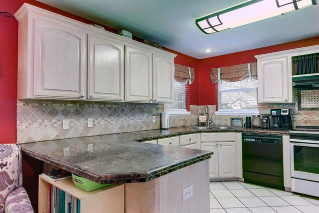 5805 Meadowland Dr.