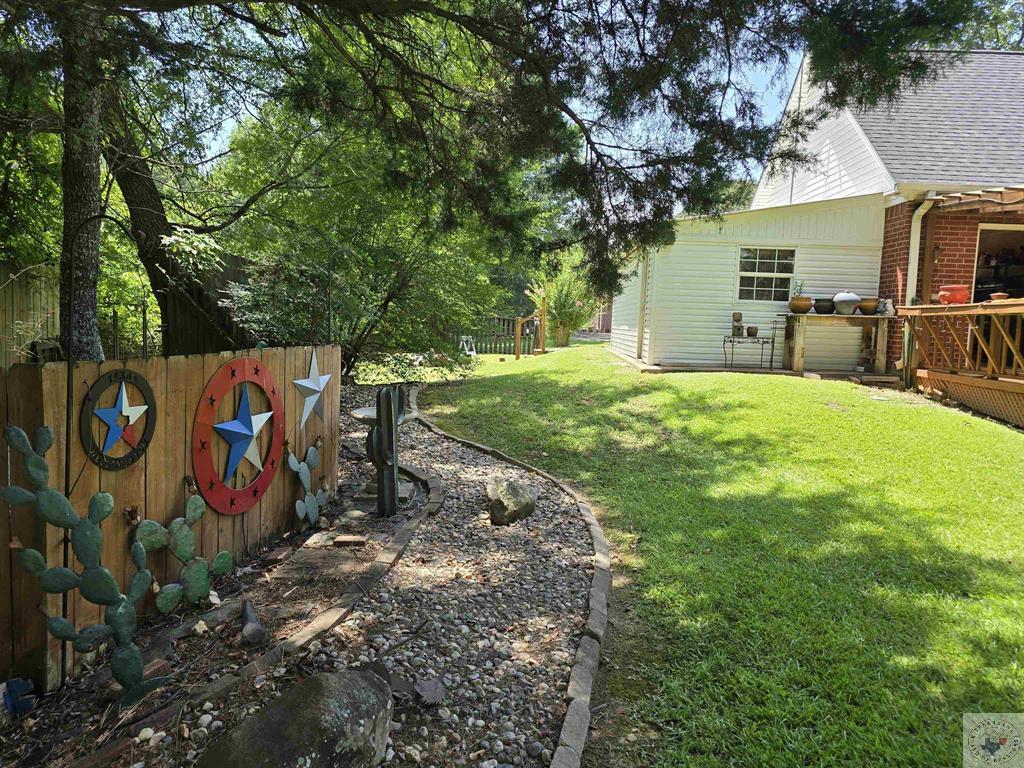 135 White Oak