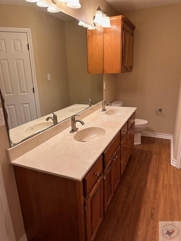 518 E. Greenfield Dr.