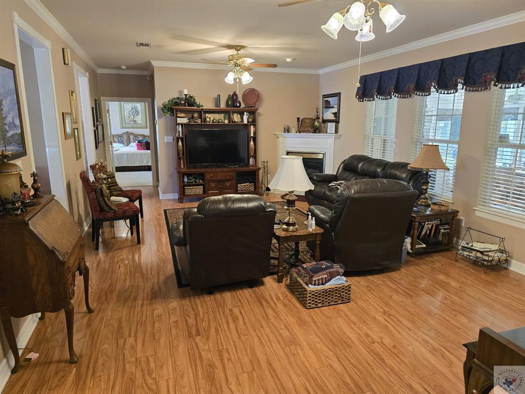 135 White Oak