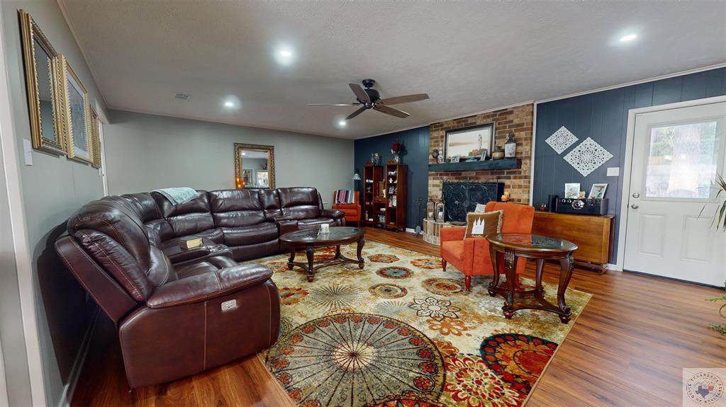 103 Woodbriar Way