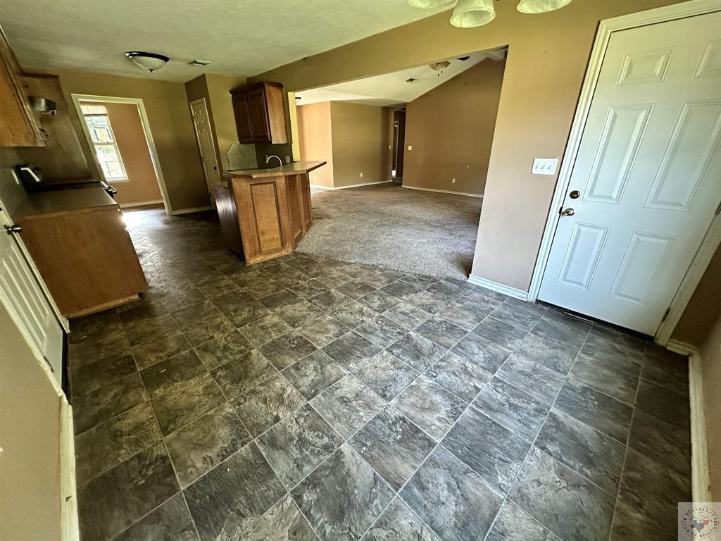 319 Memorial Dr.
