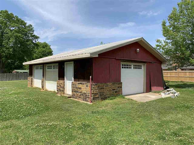 3208 Wyatt Ln.